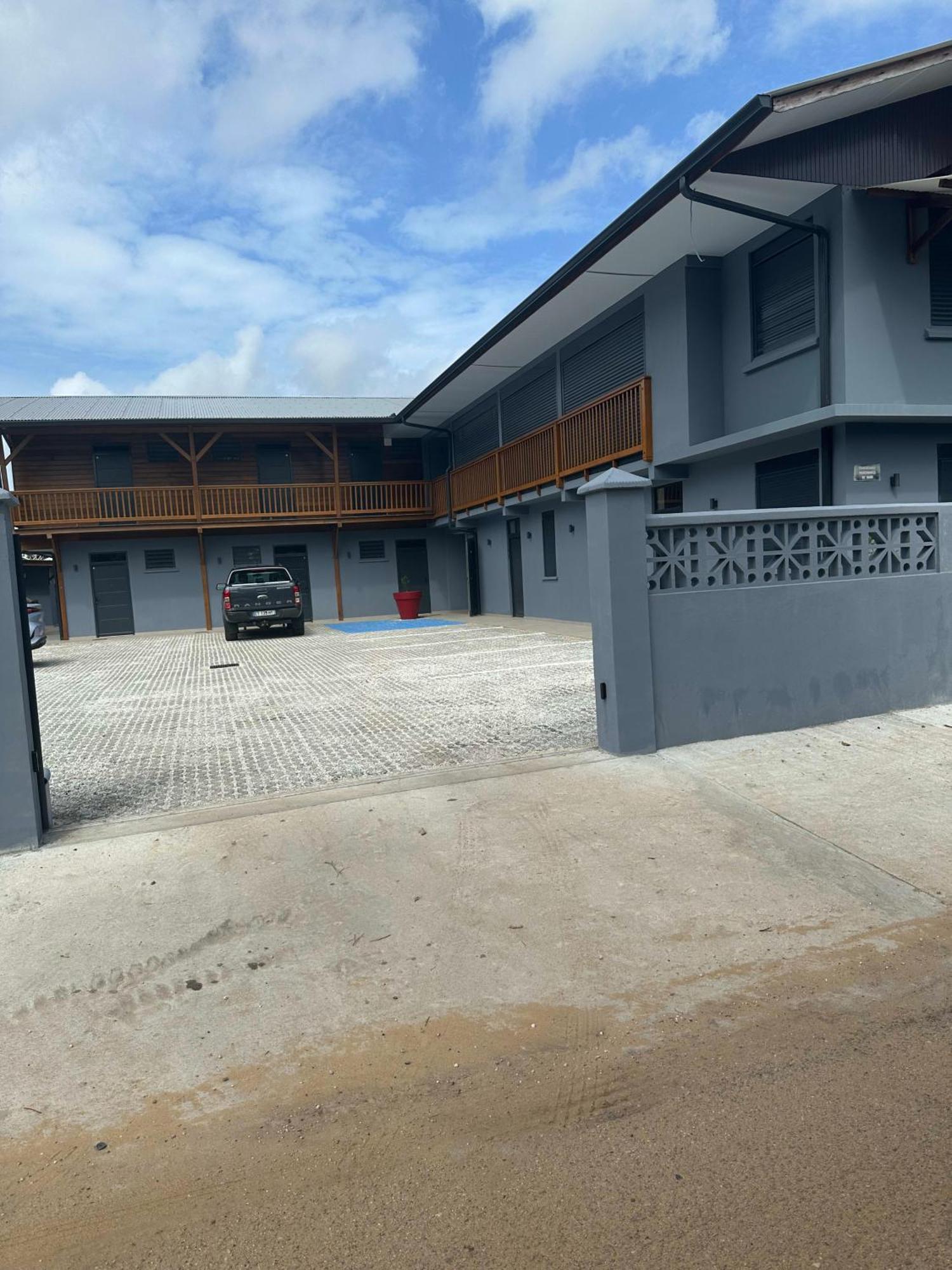 Superbe T1 A 50 Metre De La Mer Cayenne Extérieur photo
